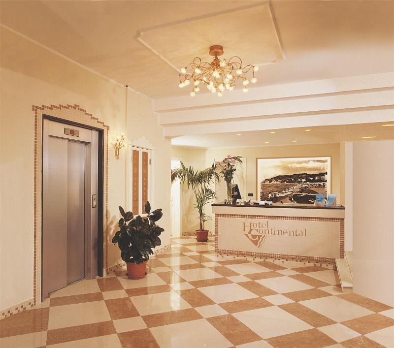 גביצ'ה מארה Hotel Continental & Residence מראה חיצוני תמונה